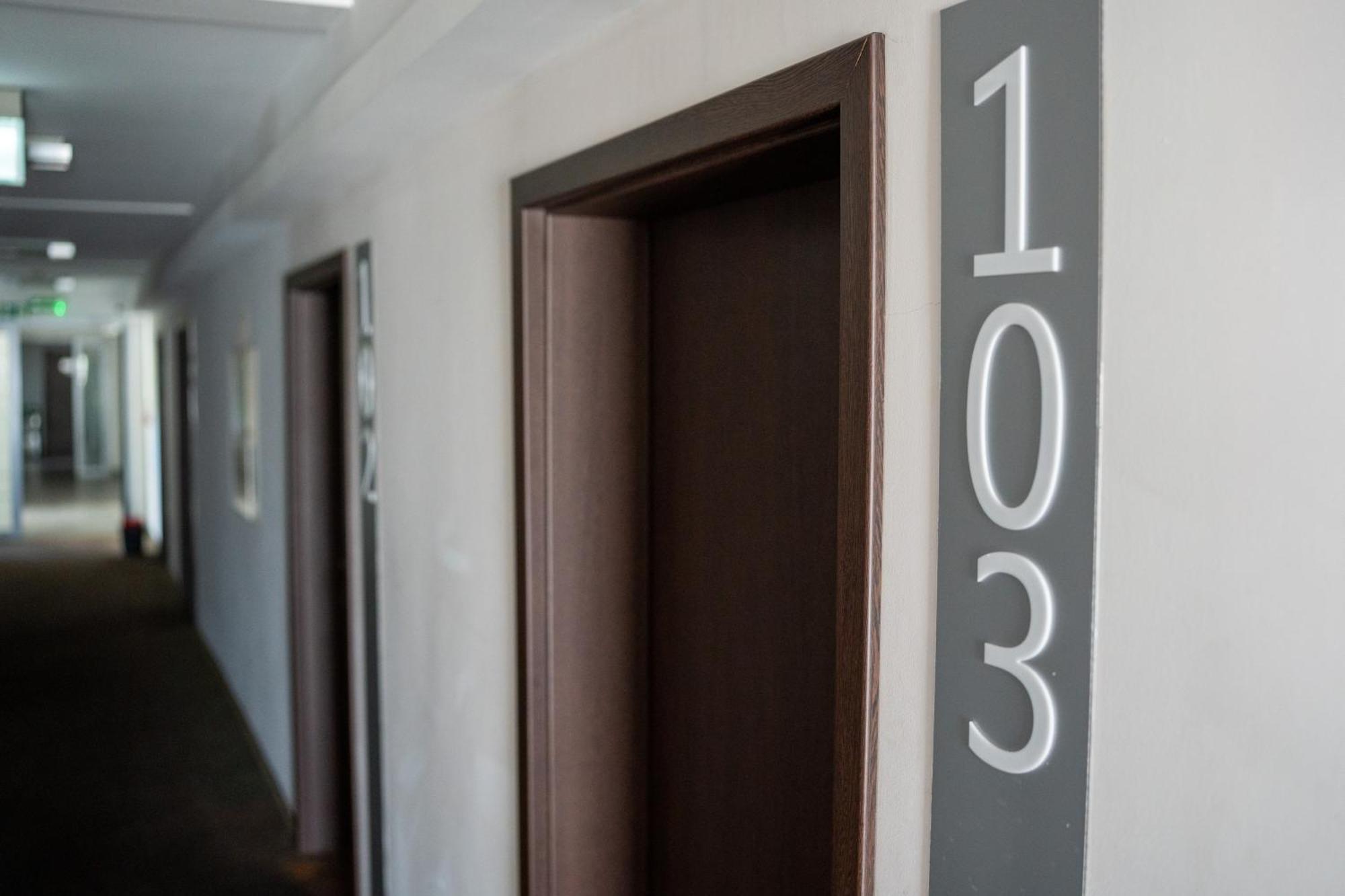Aparthotel Strefa Budget Tychy Exterior foto